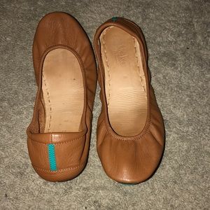 Brown Tieks
